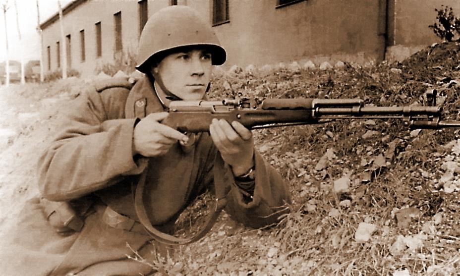 Chọn AK-47, Liên Xô bán vội công nghệ súng trường CKC cho Trung Quốc - 2