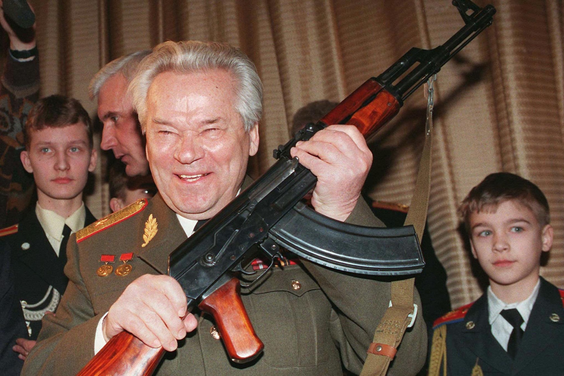 Chọn AK-47, Liên Xô bán vội công nghệ súng trường CKC cho Trung Quốc - 3