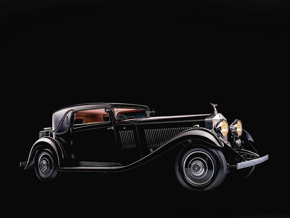 Rolls-Royce Black Badge: Dòng xe mang tính biểu tượng - 4