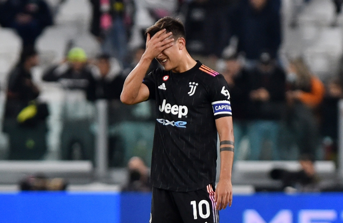 Trận thua Sassuolo khiến chuỗi trận bất bại trên mọi đấu trường của Juventus bị chặn lại ở con số 9 (thắng 7, hoà 2).