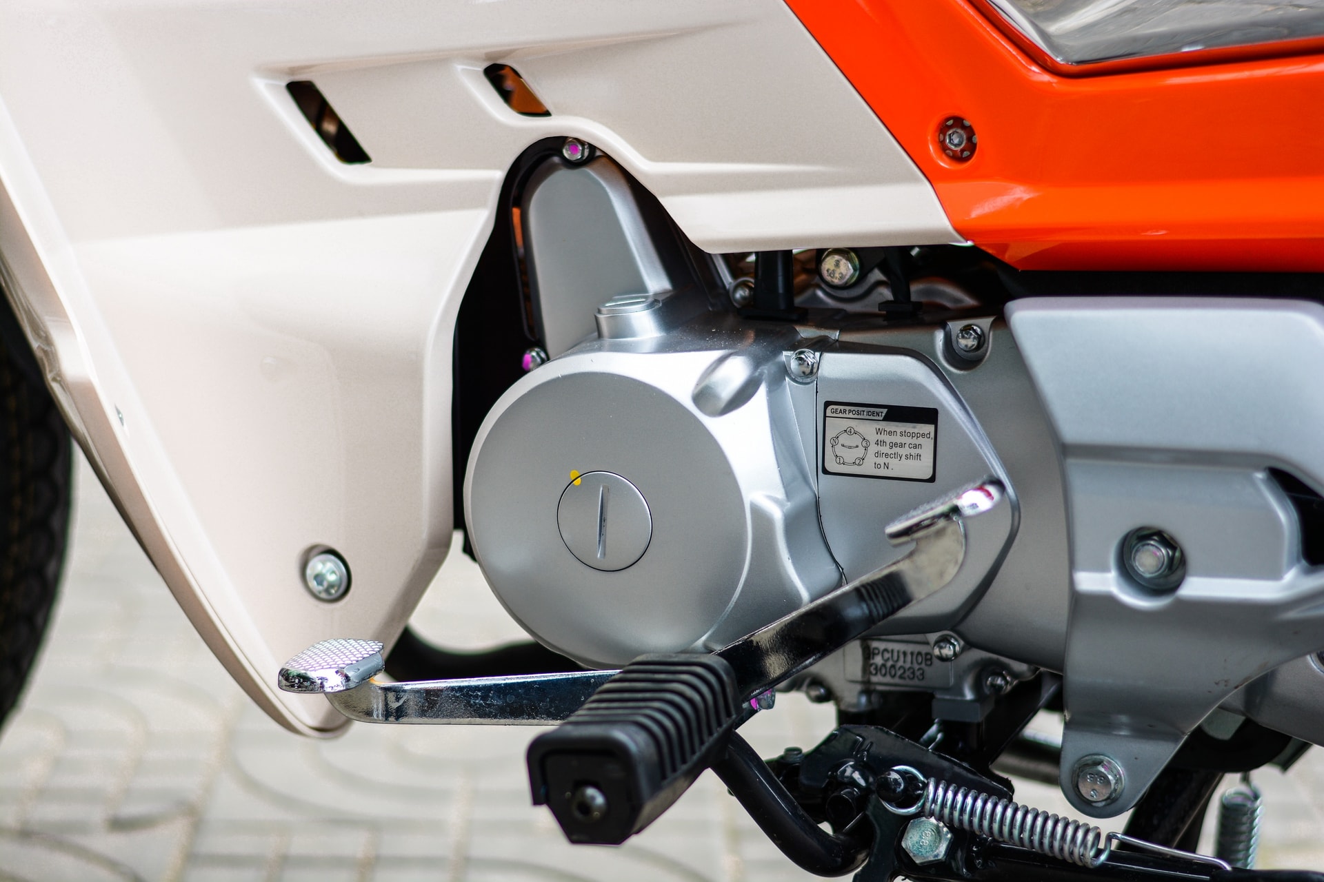 GPX Rock 110 xuất hiện tại Việt Nam, thiết kế giống Honda Dream - 11