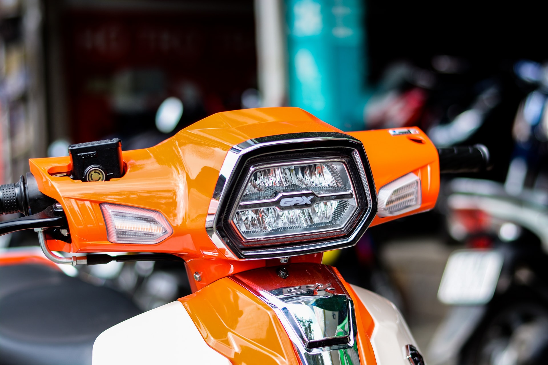 GPX Rock 110 xuất hiện tại Việt Nam, thiết kế giống Honda Dream - 3