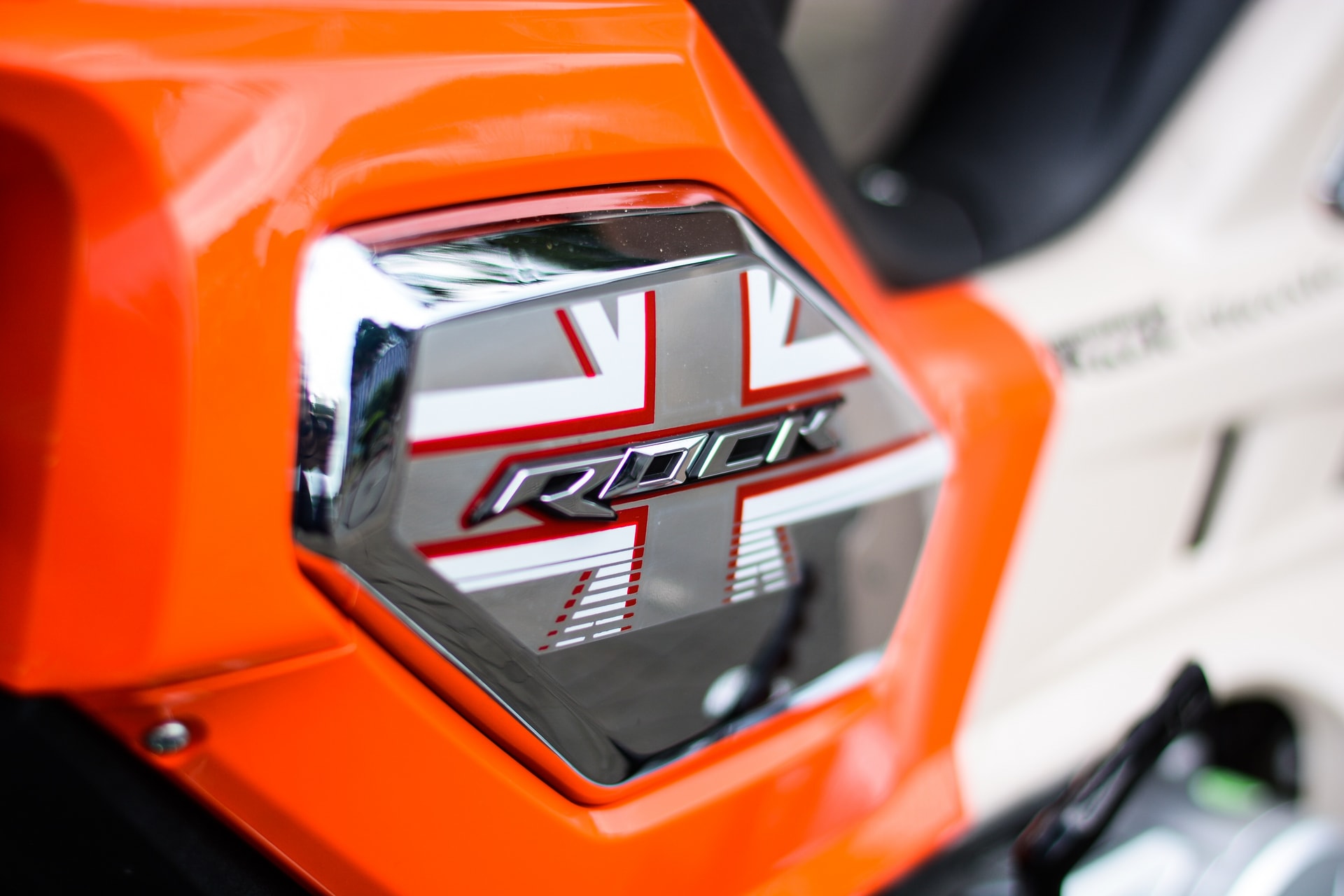 GPX Rock 110 xuất hiện tại Việt Nam, thiết kế giống Honda Dream - 7