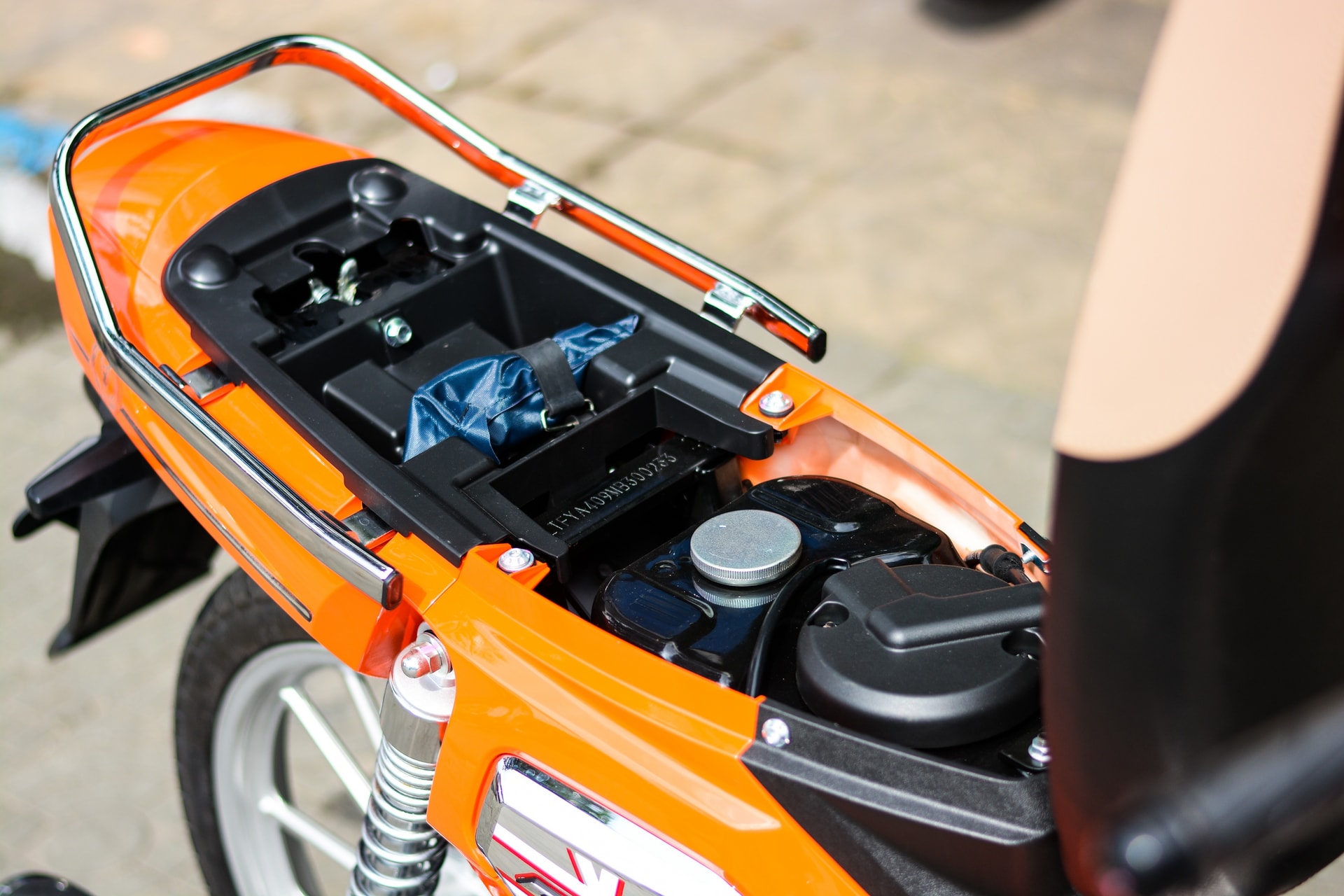 GPX Rock 110 xuất hiện tại Việt Nam, thiết kế giống Honda Dream - 10