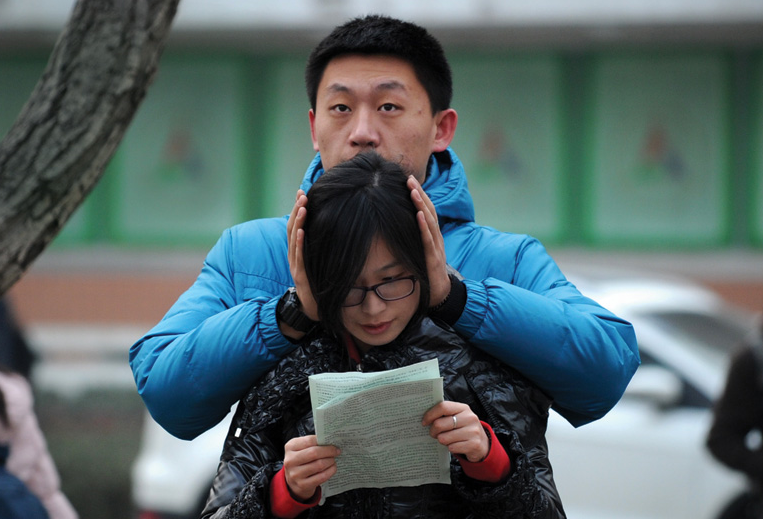 Trẻ em Trung Quốc gánh áp lực khổng lồ từ nỗi ám ảnh của bố mẹ - 4