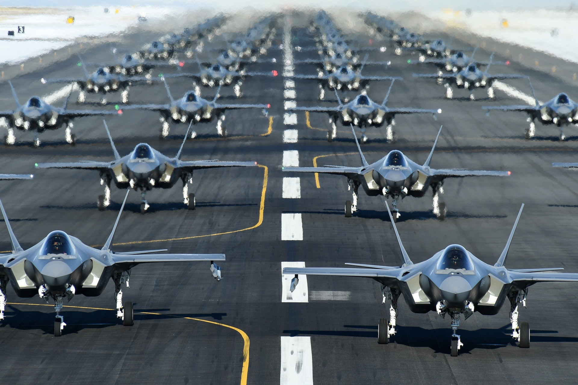 Trung Quốc muốn tấn công phủ đầu, không cho F-35 Mỹ cất cánh bằng mọi giá - 2