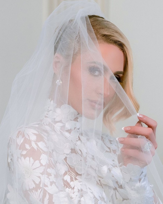 'Nữ hoàng tiệc tùng' Paris Hilton cưới chồng - 2