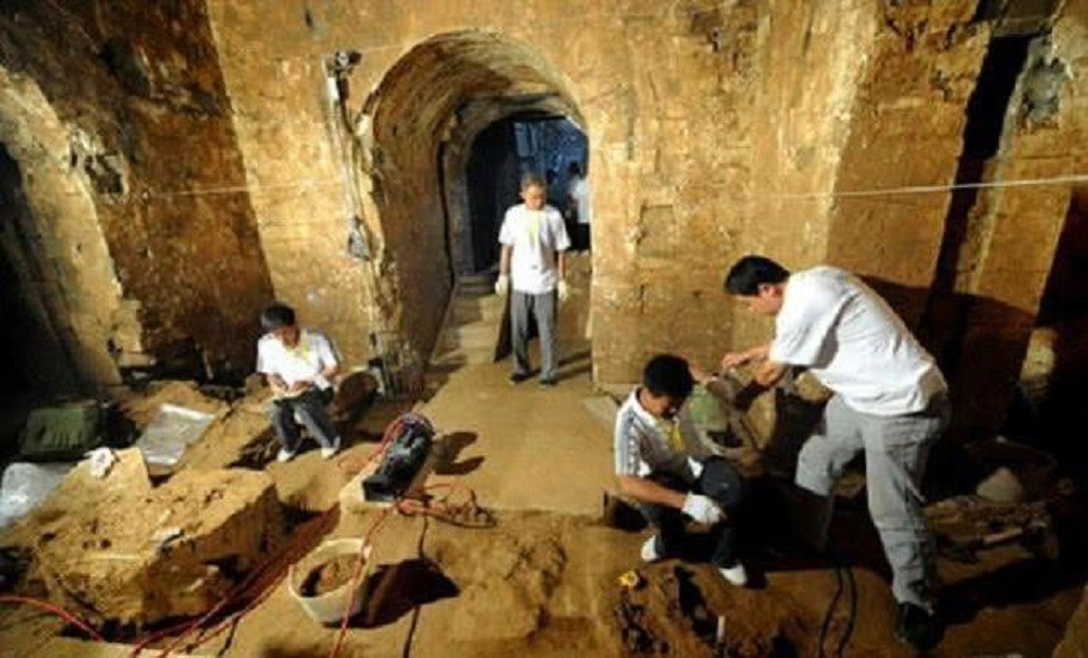Khai quật mộ Tào Tháo, thấy vũ khí thất truyền nghìn năm - 1
