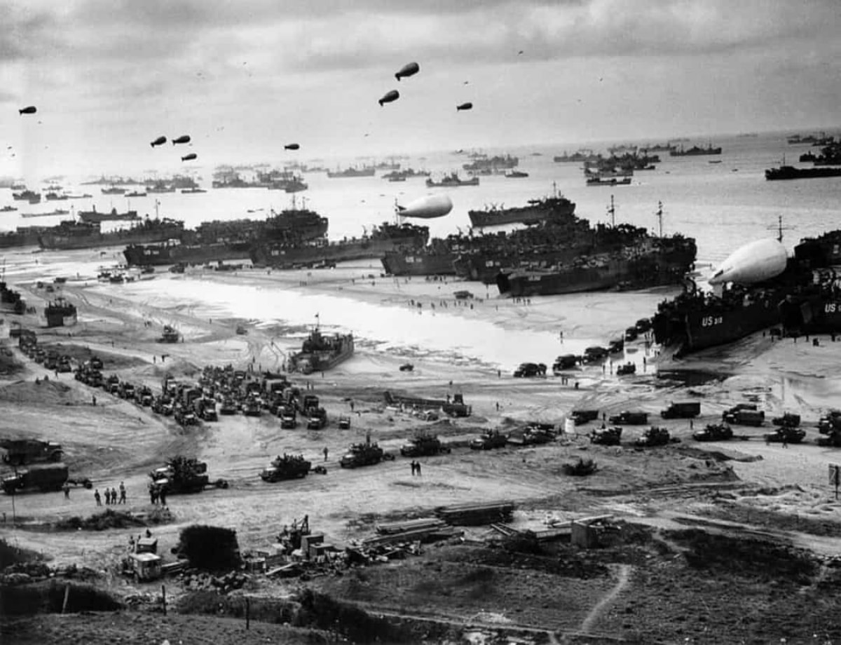Chiến dịch Overload là mật danh của cuộc đổ bộ Normandy (Pháp) mà phe Đồng minh thực hiện ngày 6/6/1944 (D-Day) trong cuộc Chiến tranh thế giới thứ 2.
