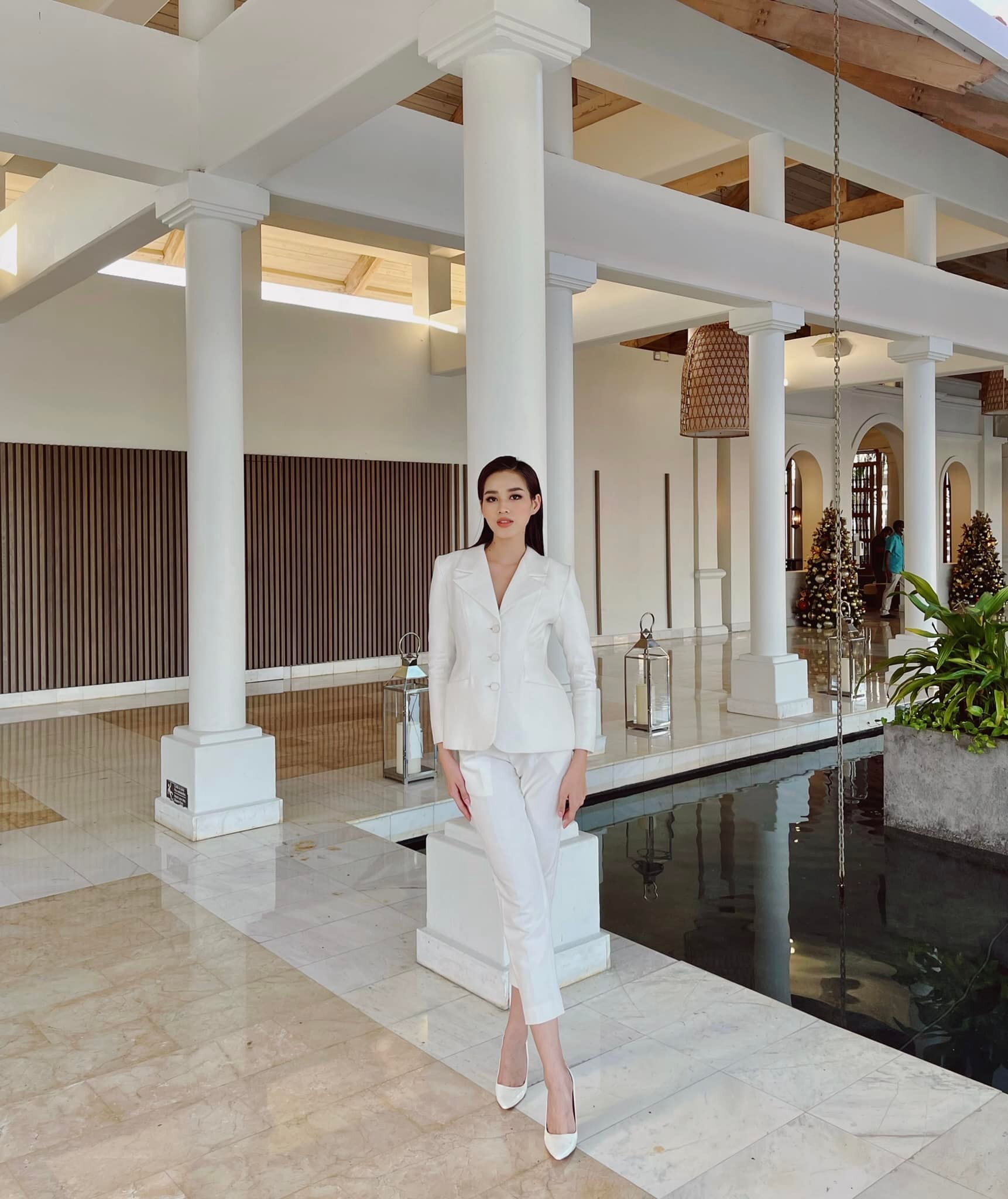 Đỗ Thị Hà lộng lẫy trong trang phục 'Nhụy Kiều tướng quân' tại Miss World - 9