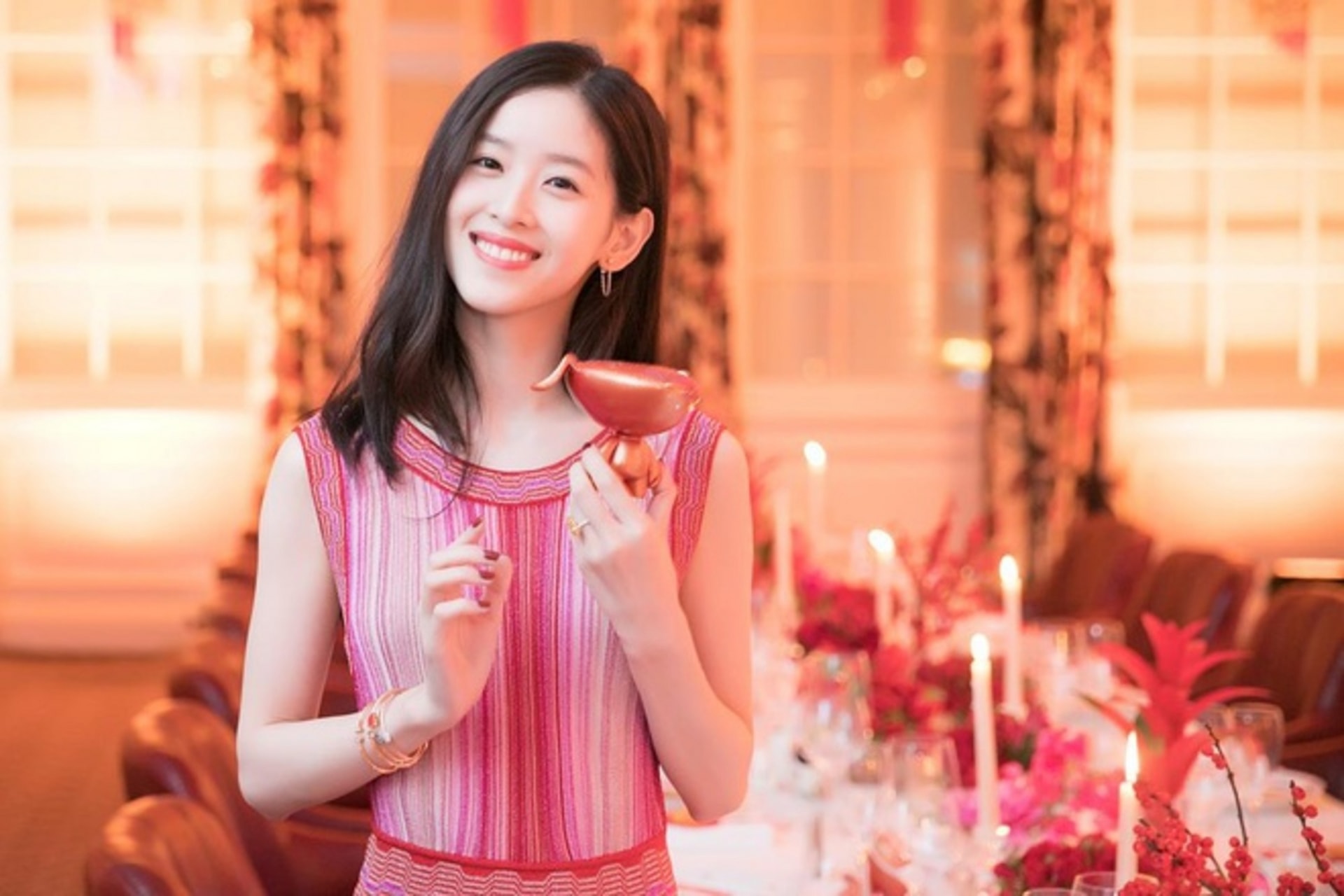 ‘Hot girl trà sữa’ 6 năm lấy chồng hơn 19 tuổi: Nhan sắc, tài sản đều gây choáng - 6