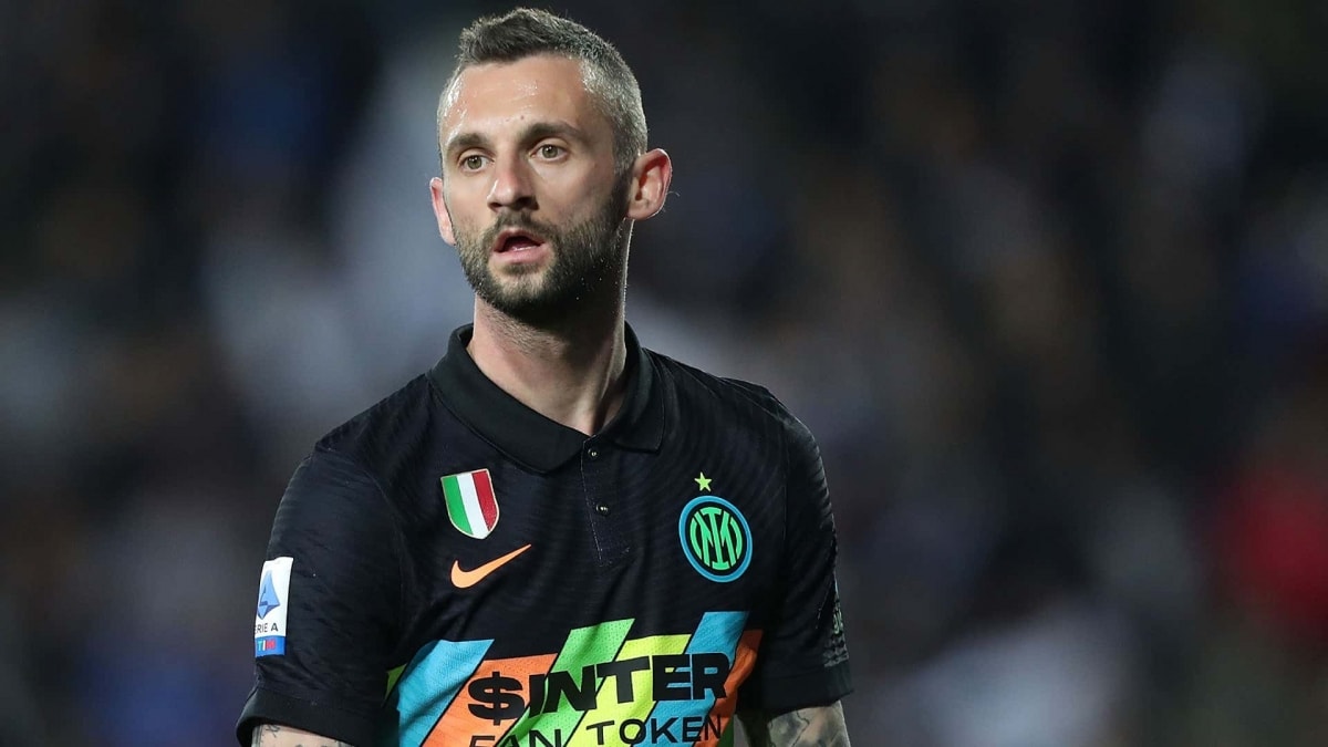 Tiền vệ: Marcelo Brozovic (Inter) | Không có tiền vệ này ở châu Âu chuyền bóng thành công nhiều hơn cầu thủ người Croatia ở lượt đi mùa giải năm nay với 1681 lần. Ngoài ra, anh còn có 1 bàn thắng, 2 kiến tạo trên mọi đấu trường.