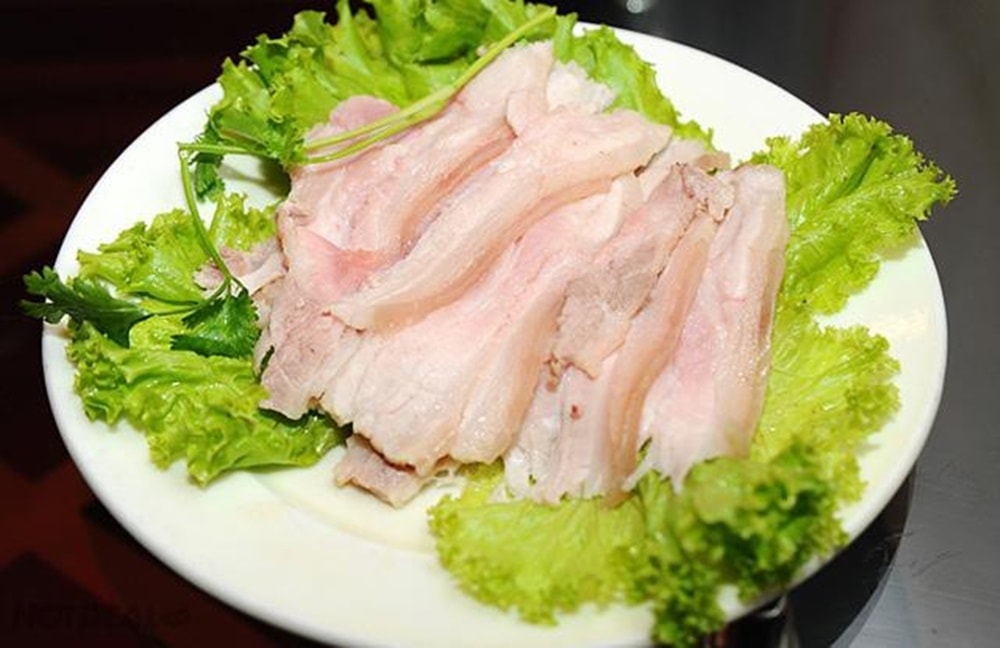 Những thực phẩm 'đại kỵ' với rau thơm ai cũng phải biết - 1