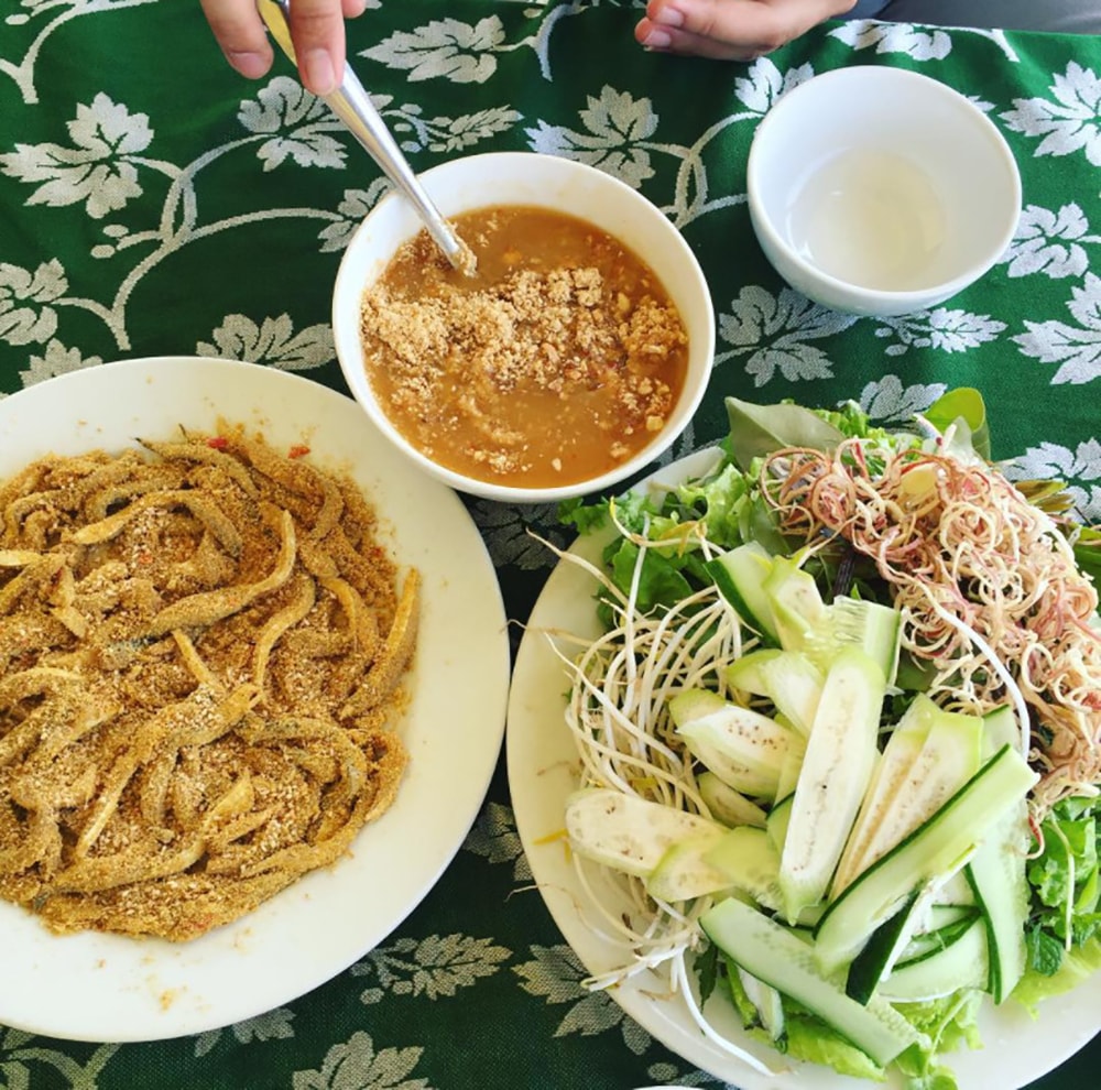 Đặc sản gỏi cá Nam Ô ở Đà Nẵng: Cá sống nhưng không tanh lại ngon không tưởng - 4