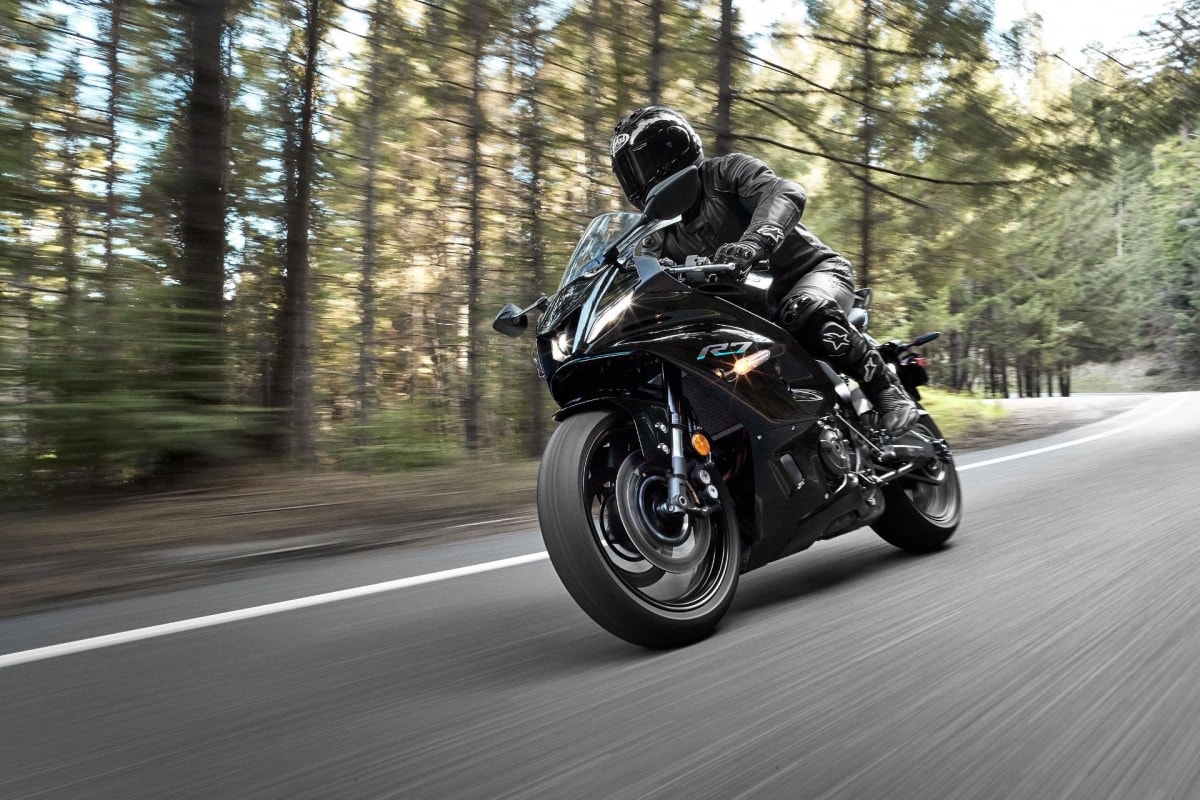 Yamaha YZF-R7