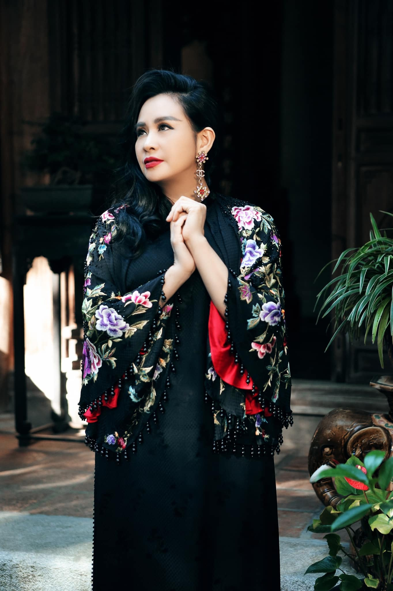 Loạt ảnh chân dung mới đẹp ma mị của diva Thanh Lam - 9