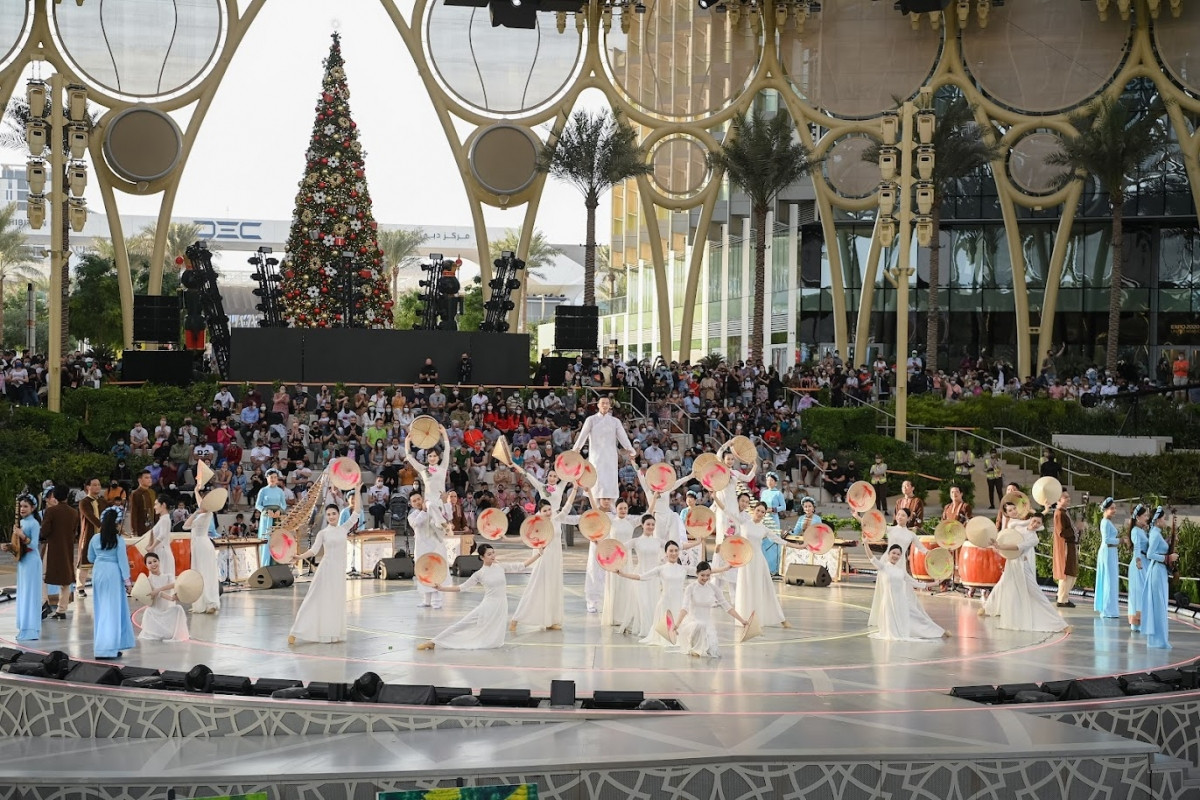 Chương trình nghệ thuật “Dòng chảy bất tận” tại EXPO 2020 Dubai (UAE).