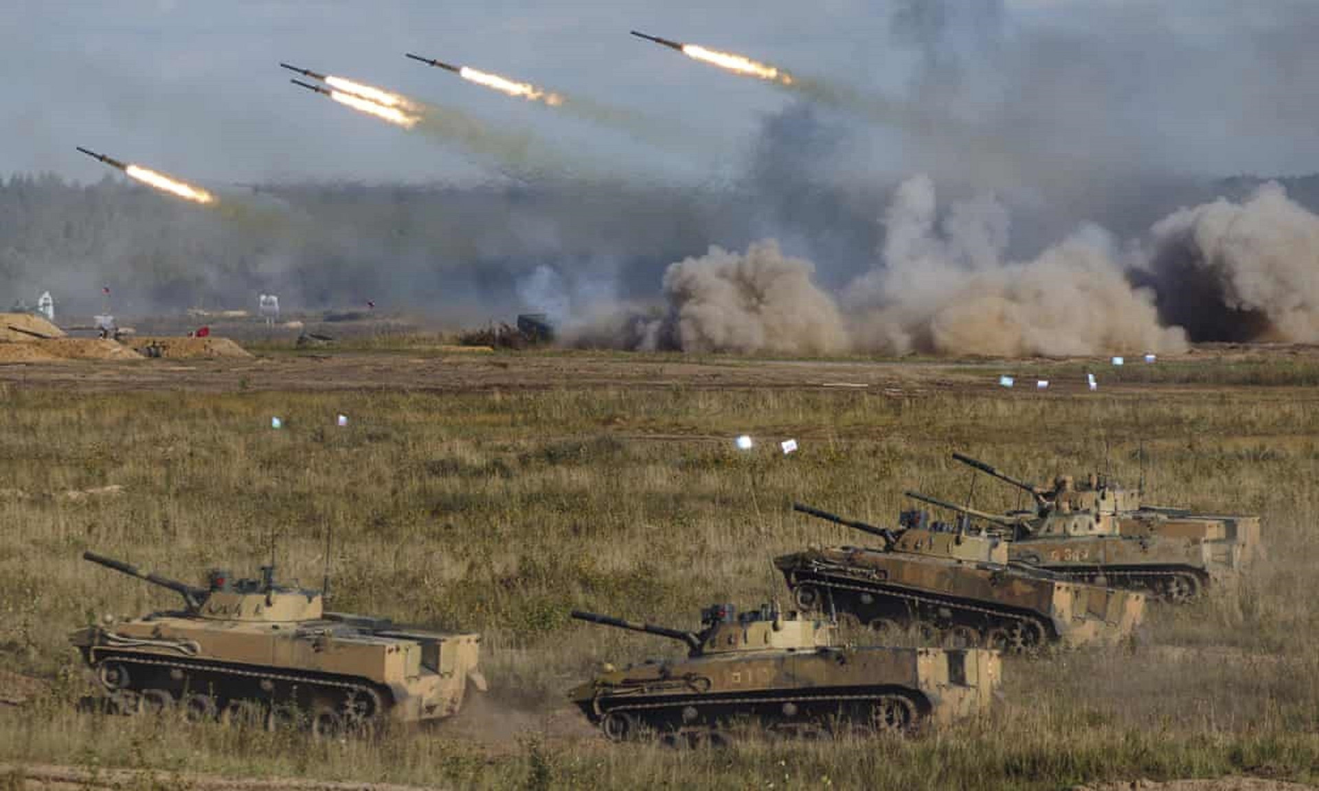 Nga điều quân đến Belarus tập trận chung, Ukraine bị đặt vào tầm ngắm? - 1