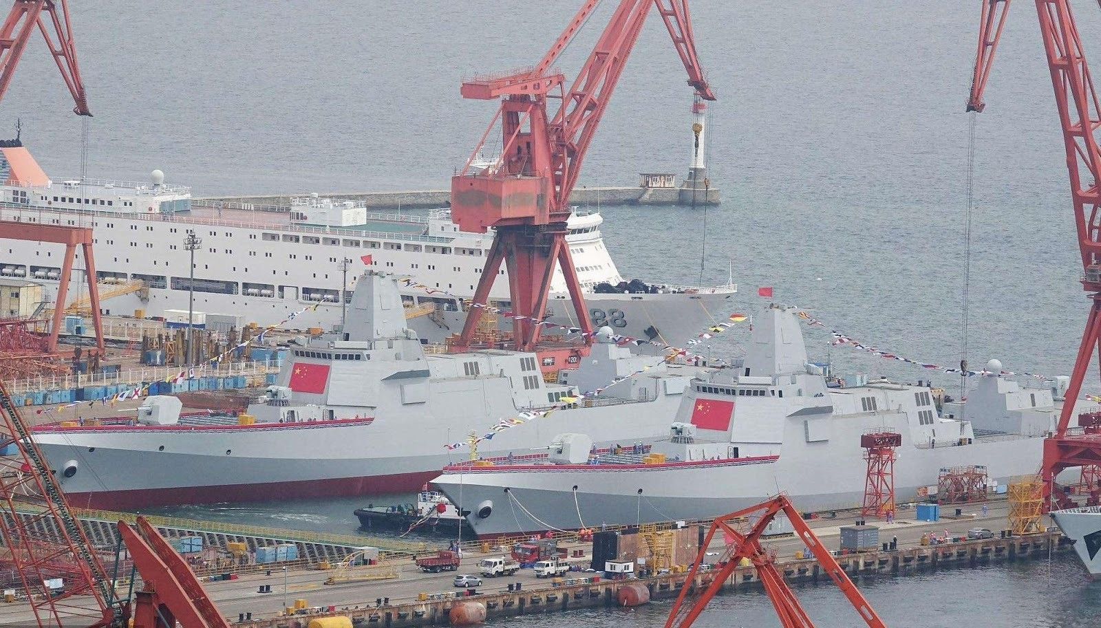 Trung Quốc đóng thêm tàu chiến mạnh nhất thế giới, Nga-Mỹ lép vế trước Bắc Kinh - 1