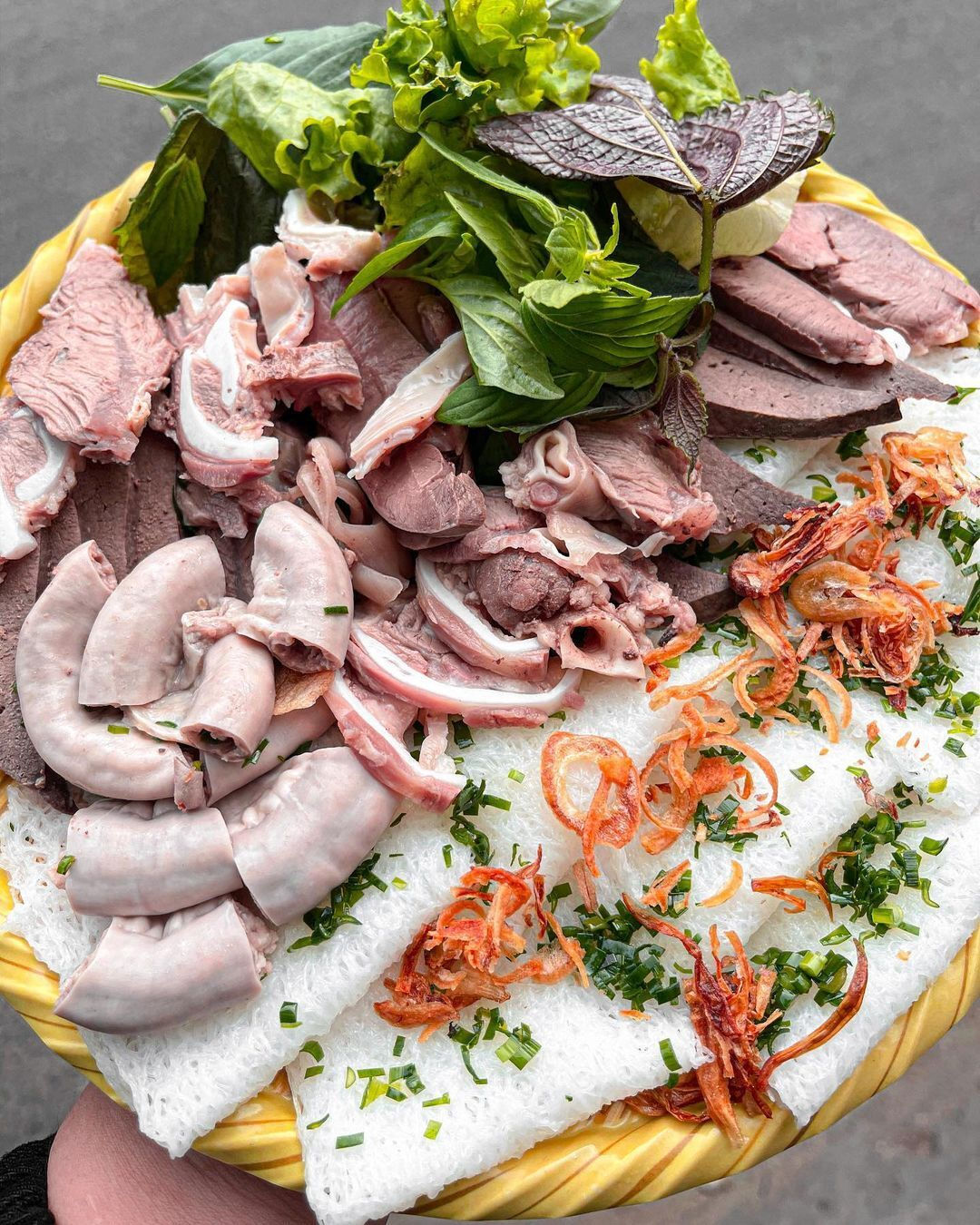 Bánh hỏi lòng heo - món ăn làm ấm lòng những người con xa quê trở về Bình Định - 1
