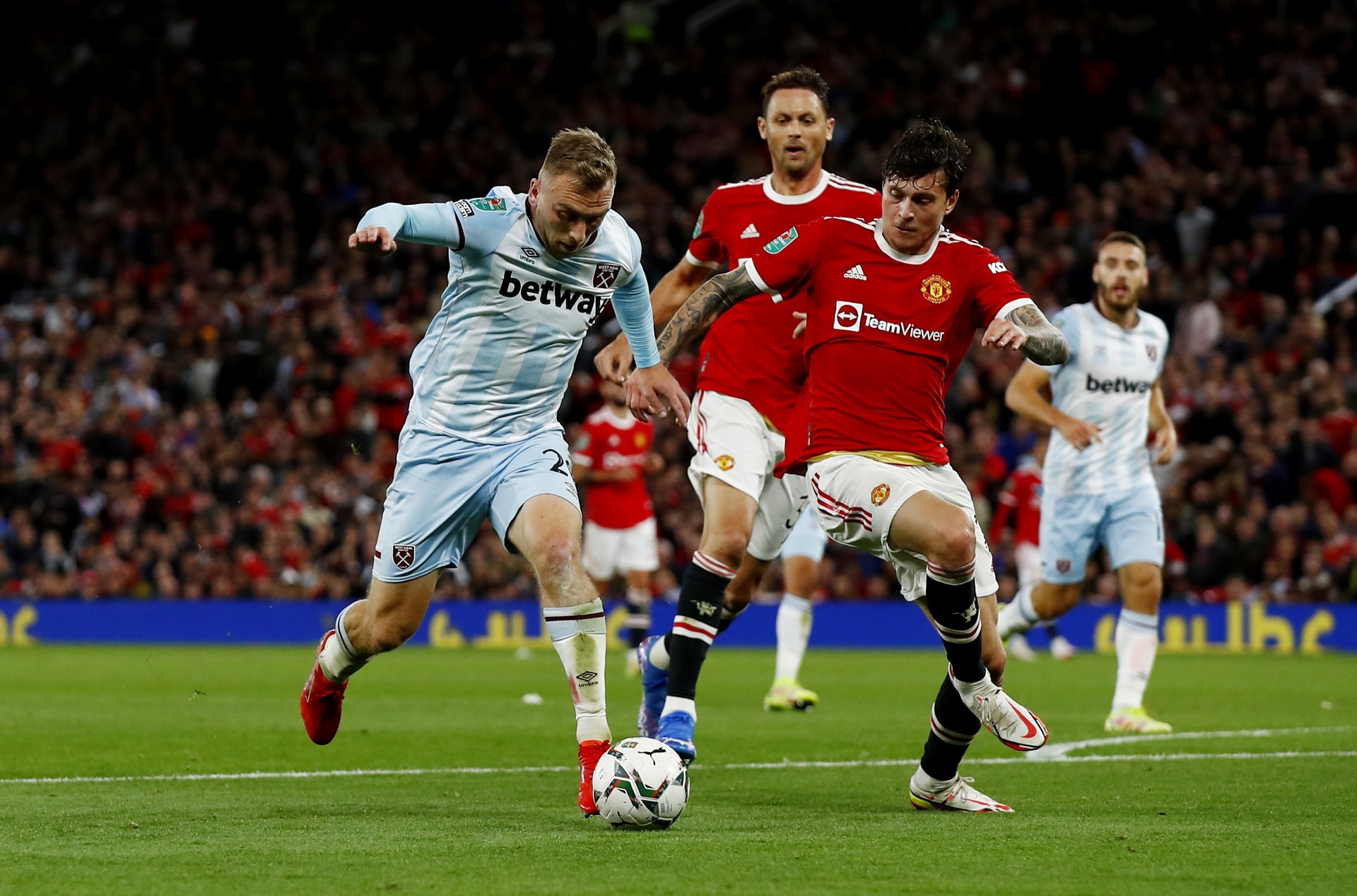 Nhận định bóng đá Man Utd vs West Ham vòng 23 Ngoại Hạng Anh - 2