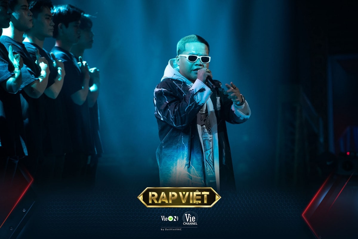 Blacka với bản rap 