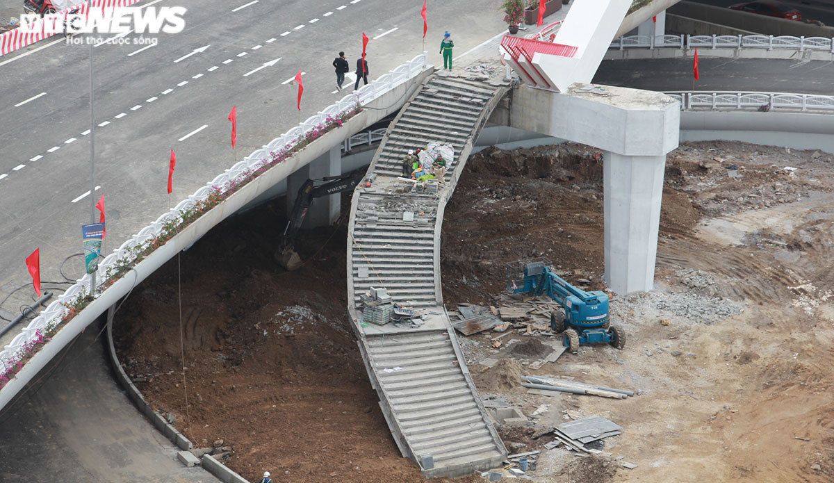 Cận cảnh cây cầu ‘cánh sóng vươn xa’ hơn 2.200 tỷ đồng vừa thông xe ở Hải Phòng  - 16