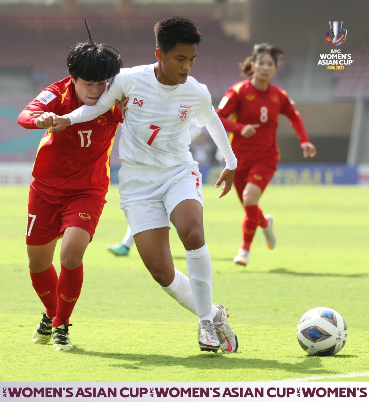 ĐT nữ Việt Nam trải qua trận đấu vô cùng vất vả trước Myanmar. (Ảnh: AFC). 