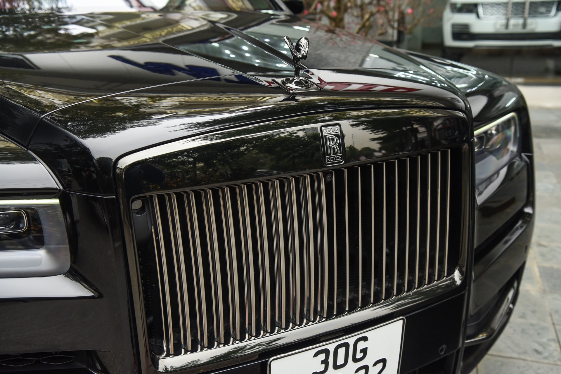 Chi tiết SUV siêu sang Rolls-Royce Cullinan Black Badge tại Việt Nam - 7