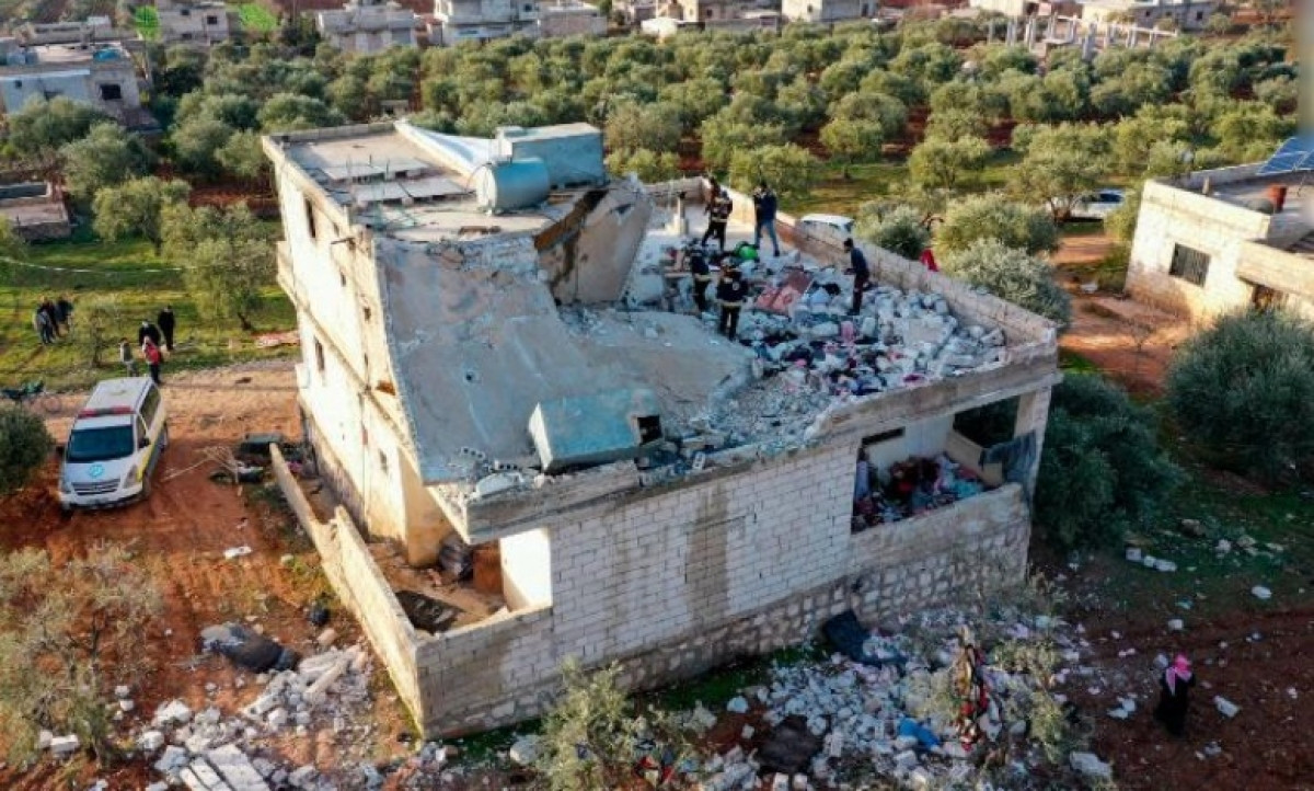 Ngôi nhà mà thủ lĩnh IS Qurayshi ẩn náu và bị đặc nhiệm Mỹ đột kích vào hôm 2/2/2022. Ảnh: AP.