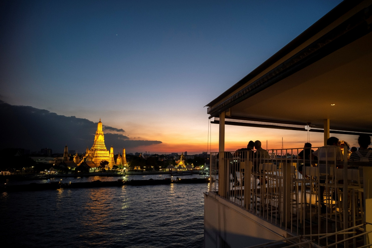 Khách du lịch trải nghiệm tại Bangkok, Thái Lan. Nguồn: Reuters