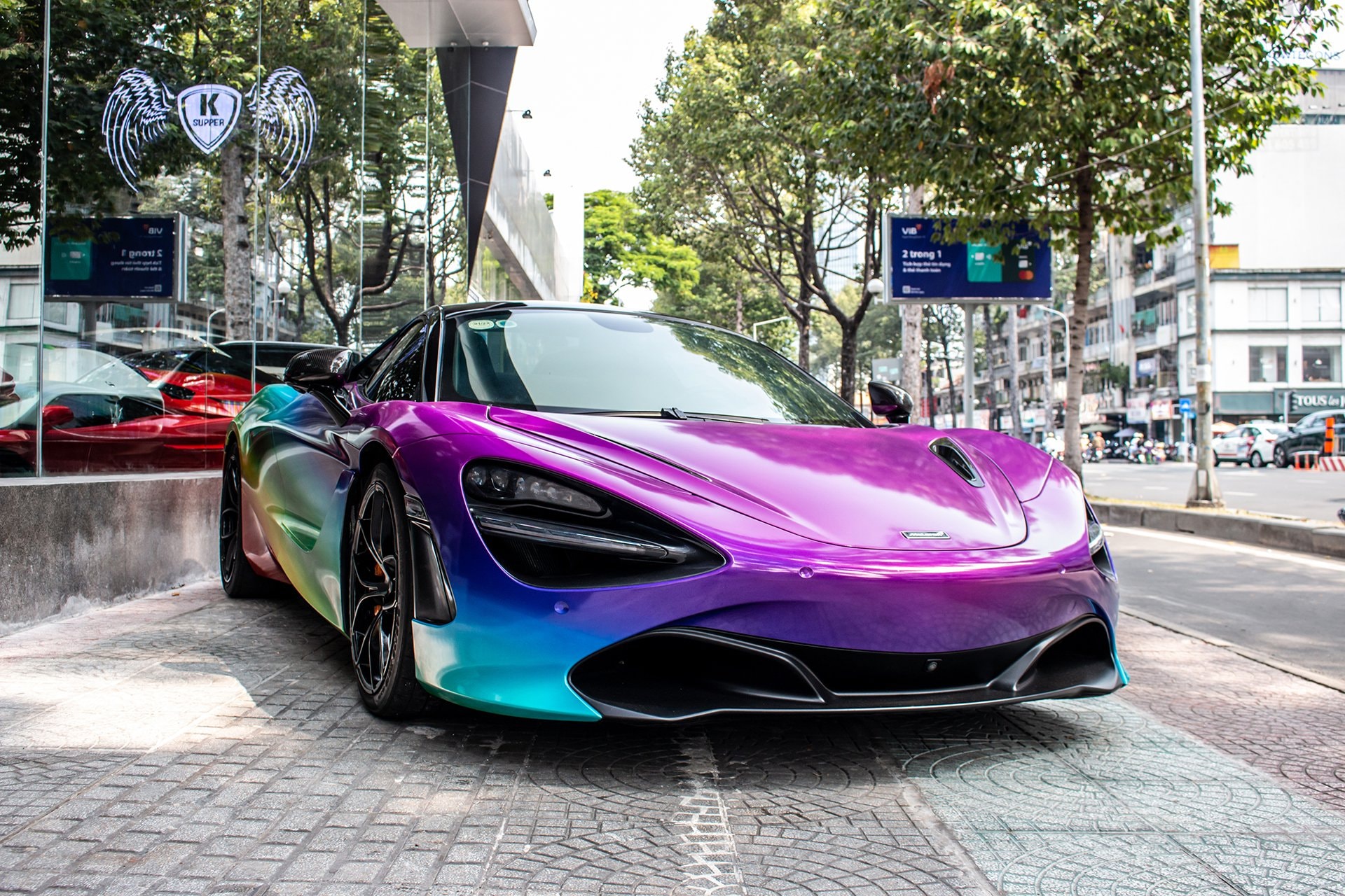 McLaren 720S Spider màu độc tại TP.HCM - 3