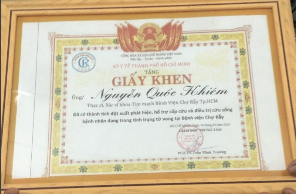 'Bác sĩ giả' Nguyễn Quốc Khiêm: Tôi đã sai, muốn nói lời xin lỗi cộng đồng - 2