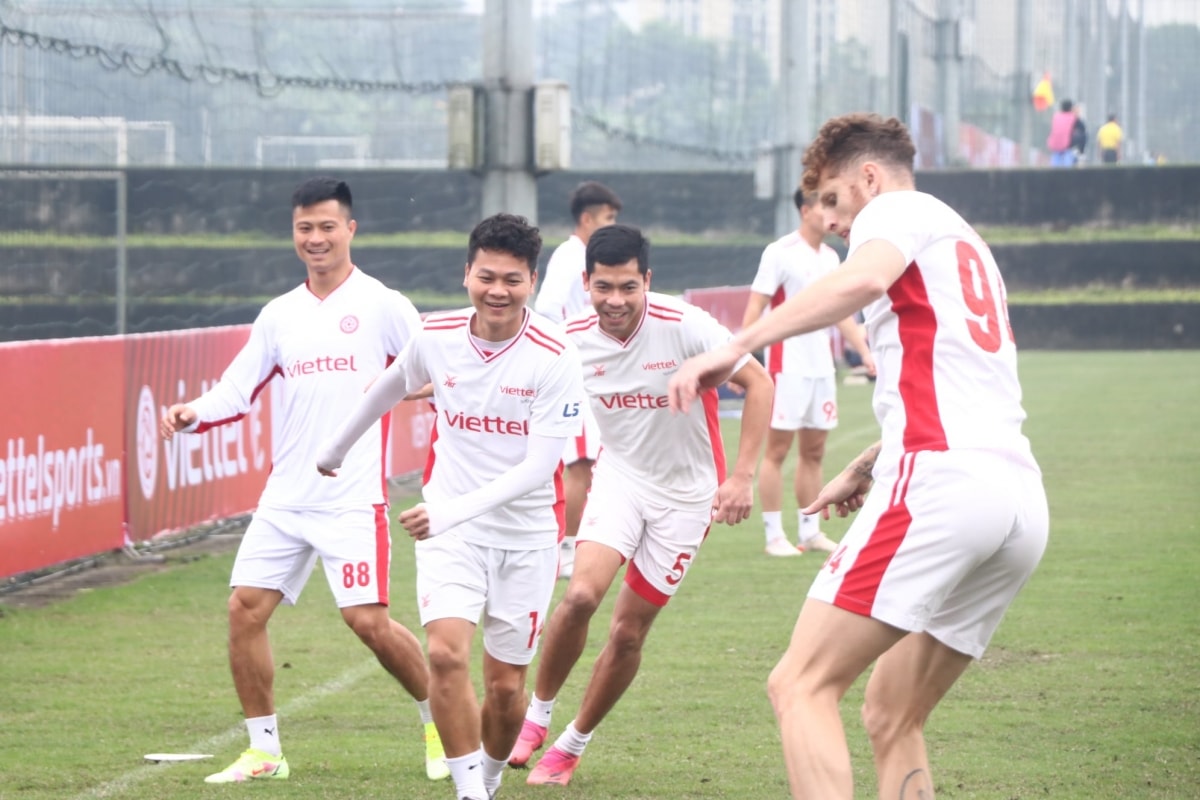 Viettel FC có 22 cầu thủ đủ điều kiện ra sân đấu đội chủ nhà Bình Định ở vòng 1 V-League 2022. (Ảnh: Viettel FC).