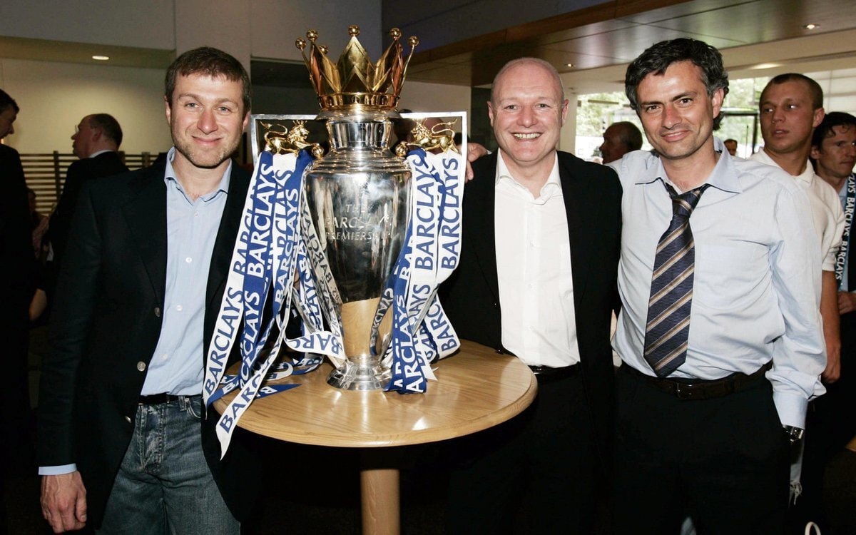 Tỷ phú Roman Abramovich bán Chelsea: Khép lại kỷ nguyên huy hoàng - 2