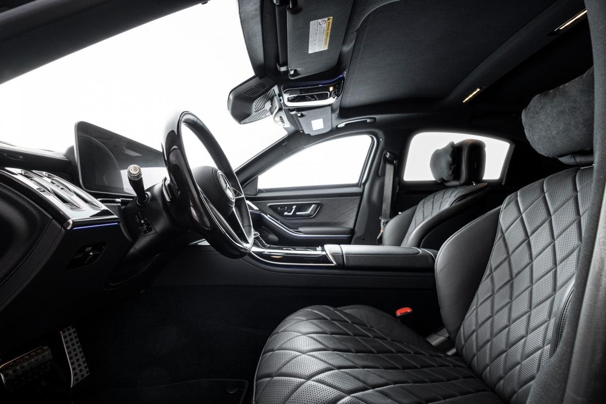 Mercedes S-Class bọc thép của INKAS có gì đặc biệt? - 7