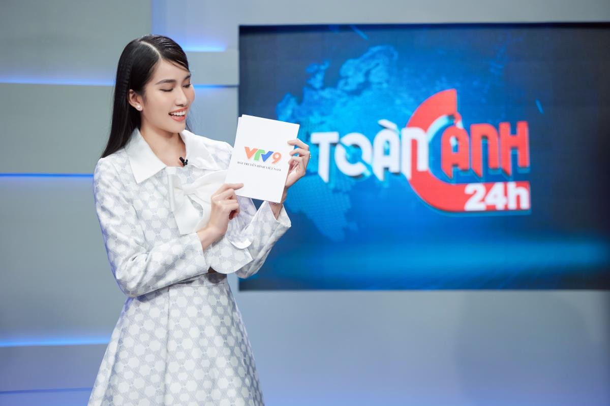 Á hậu Phương Anh làm MC 'Toàn cảnh 24h' của VTV - 3