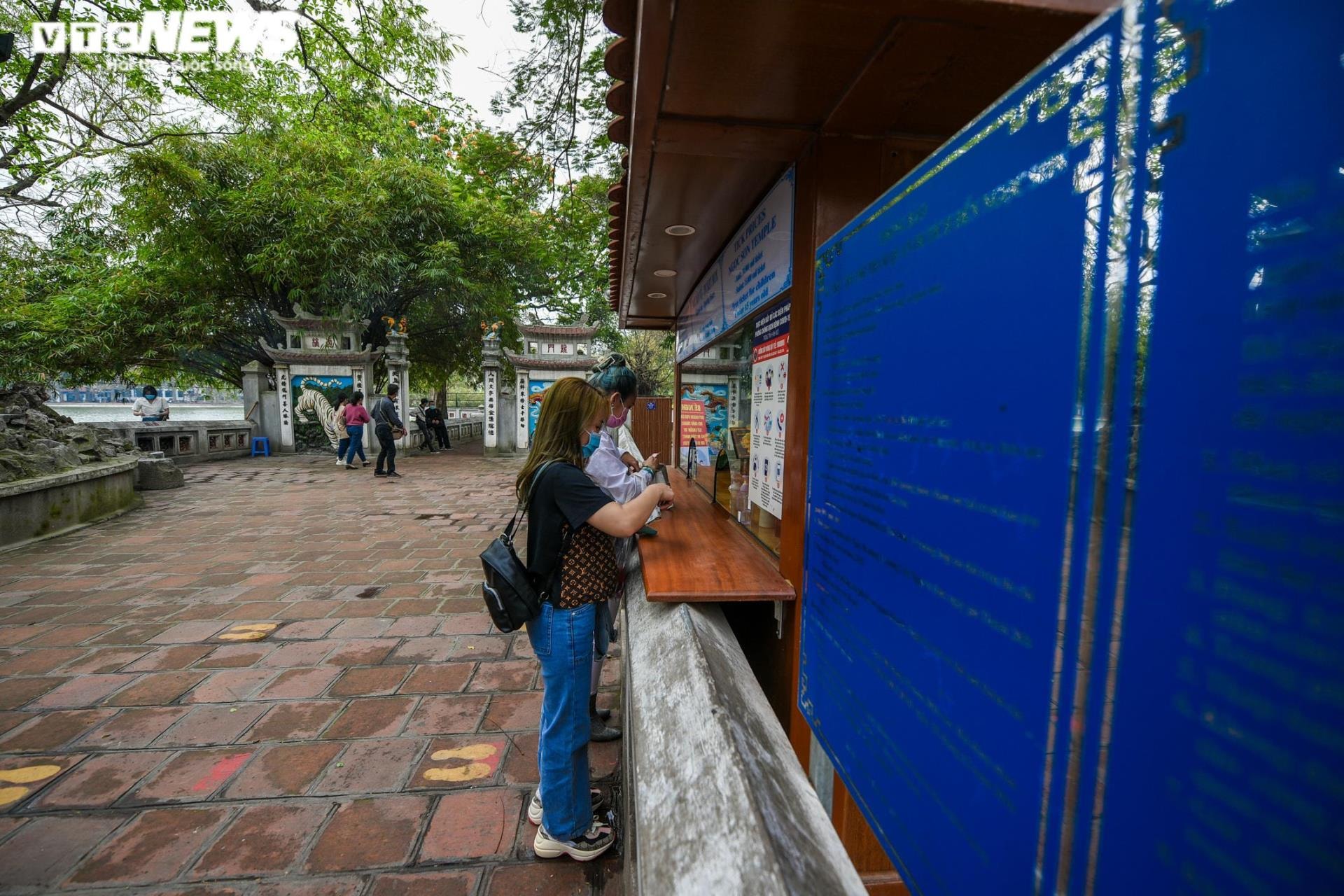 Khu di tích, 'phố Tây' Hà Nội vắng khách quốc tế những ngày đầu mở cửa du lịch - 2