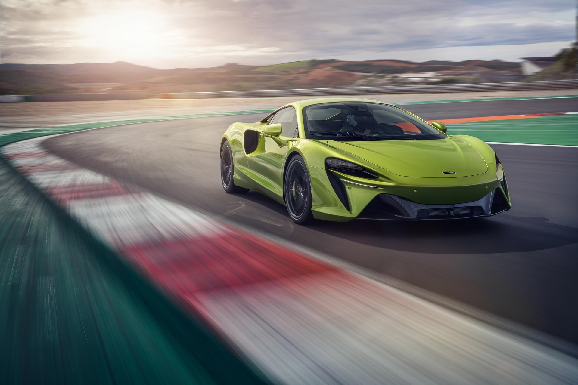 McLaren Artura – siêu xe hybrid mạnh 680 mã lực trị giá 16 tỷ đồng - 4