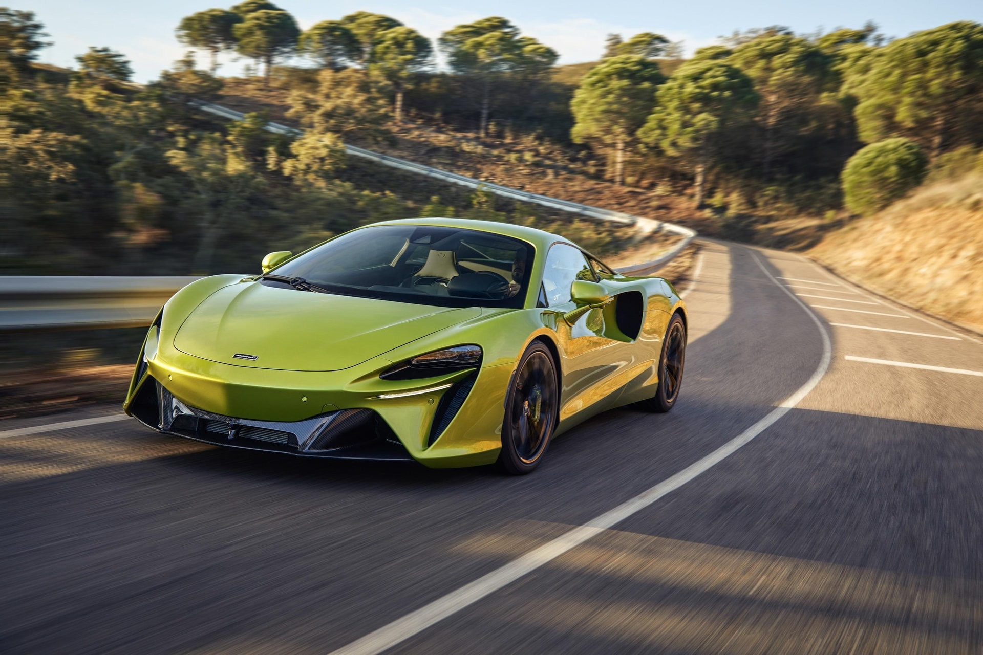 McLaren Artura – siêu xe hybrid mạnh 680 mã lực trị giá 16 tỷ đồng - 9