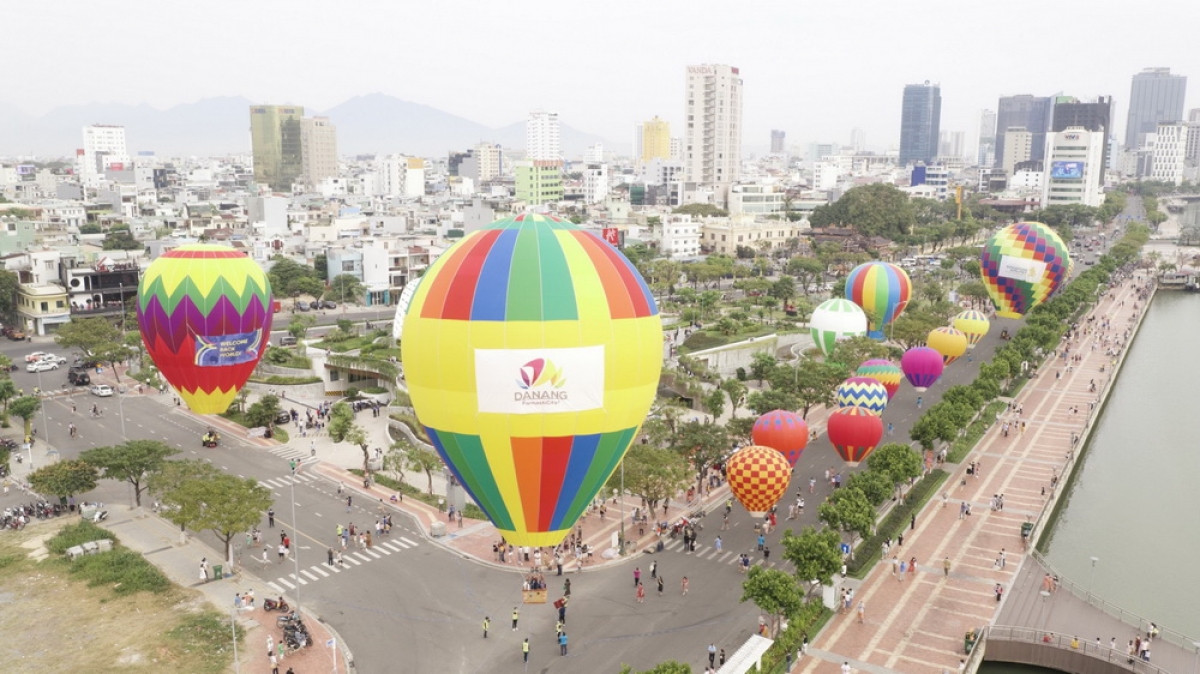 Lễ hội khinh khí cầu tại Đà Nẵng là sản phẩm du lịch mới của Đà Nẵng.