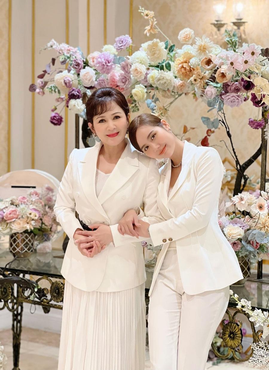 Ảnh: Nhan sắc thời trẻ lộng lẫy của NSND Minh Hoà - 1