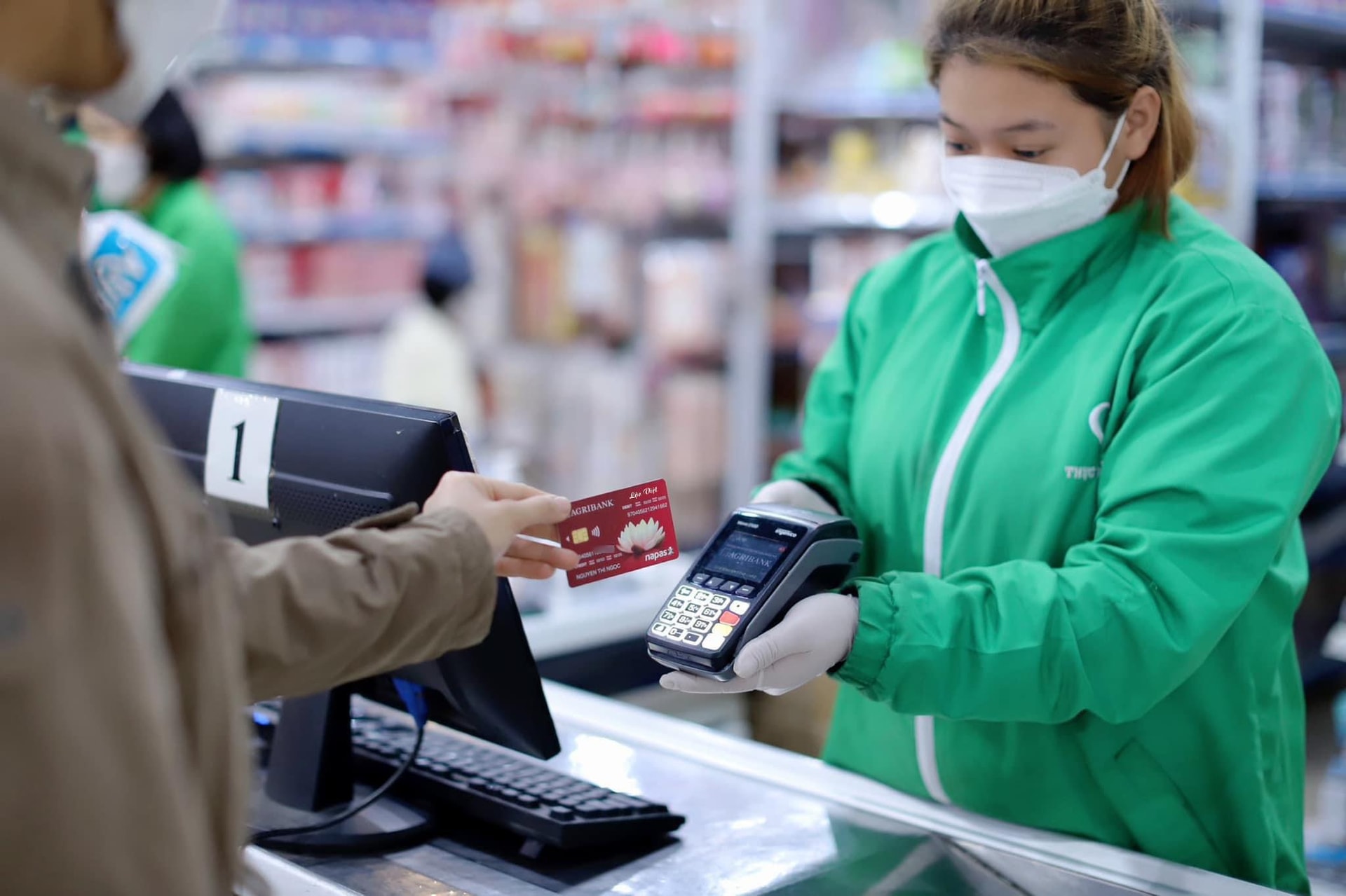 Mở thẻ miễn phí - Chi tiêu hoàn tiền cùng thẻ tín dụng Lộc Việt của Agribank - 1