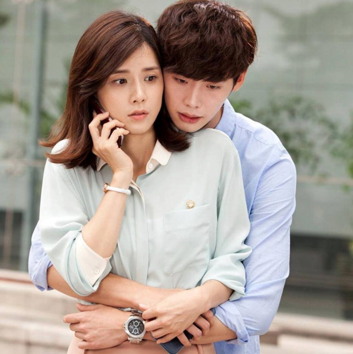 Dù chênh lệch hơn 11 tuổi nhưng Lee Bo Young và Lee Jong Suk vẫn tạo nên mối tình đẹp trên màn ảnh.