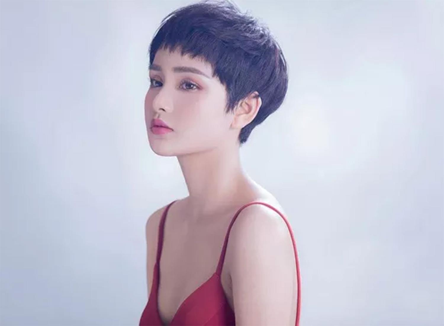 Ca sĩ Hiền Hồ xin lỗi về bê bối đời tư: 'Giờ đây em phải đối mặt và gánh chịu' - 1