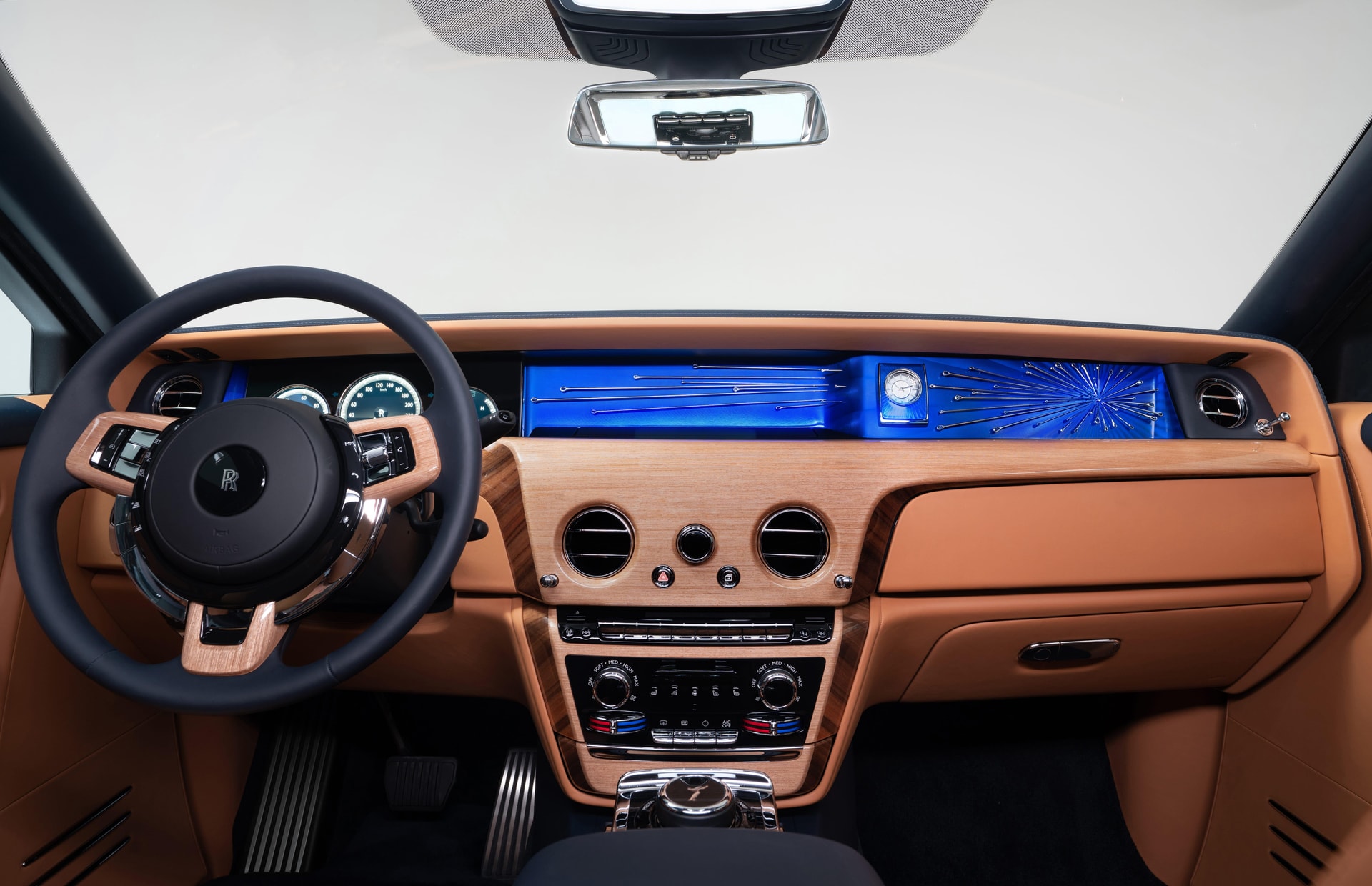 Chi tiết Rolls-Royce Phantom Sapphire Astrum độc nhất thế giới - 4