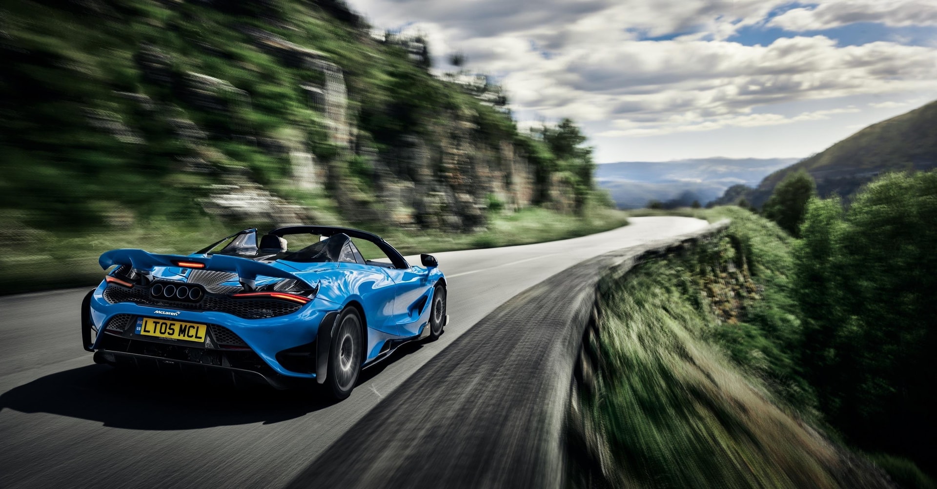 McLaren ra mắt siêu xe mui trần mạnh nhất từ trước tới nay, giá gần 30 tỷ đồng - 2