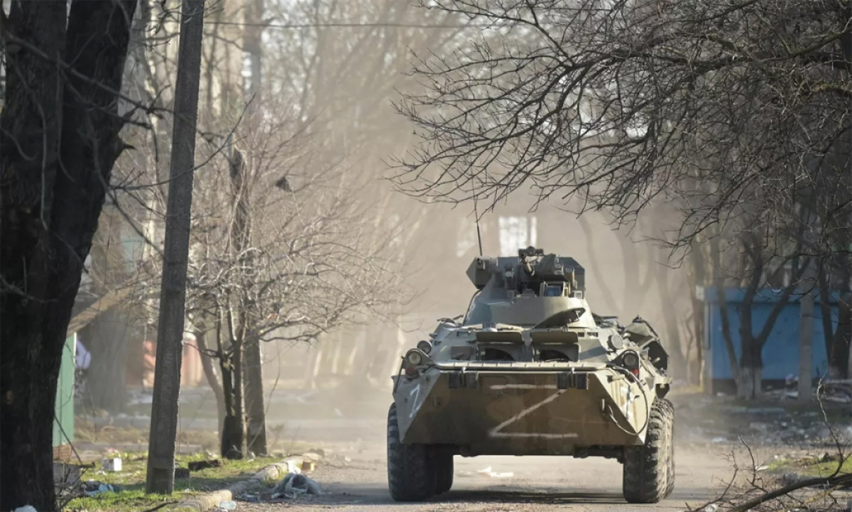 Thiết giáp BTR-82 thuộc lực lượng vũ trang của Cộng hòa Nhân dân Donetsk tự xưng tại Mariupol, phía Đông Nam Ukraine. Ảnh:RIA Novosti