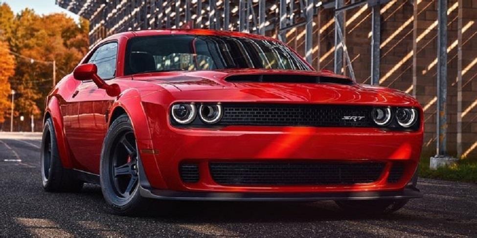 5 mẫu xe sử dụng động cơ V8 mạnh mẽ nhất mọi thời đại - 3