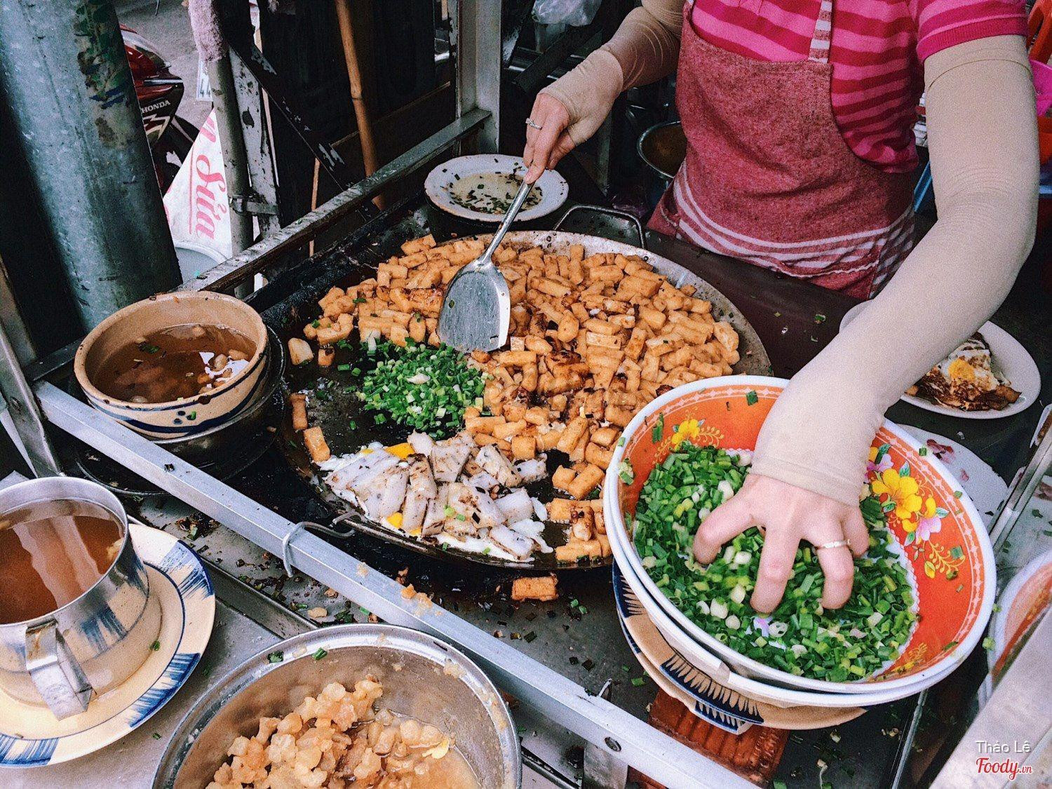 Đặc sản Sài Gòn nhìn như miếng thịt mỡ, du khách ăn vào lại tấm tắc khen ngon - 3